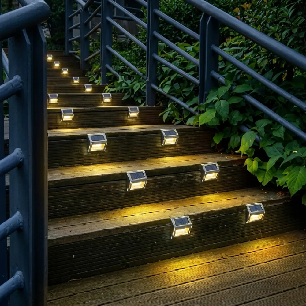 solar powered garden lights