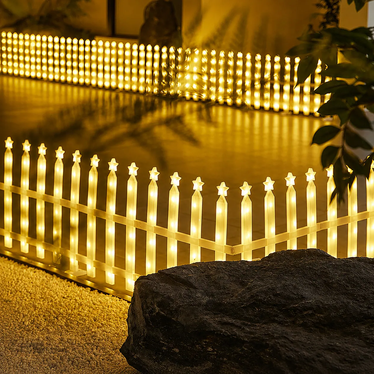Solar Decorative Fence Lights in use