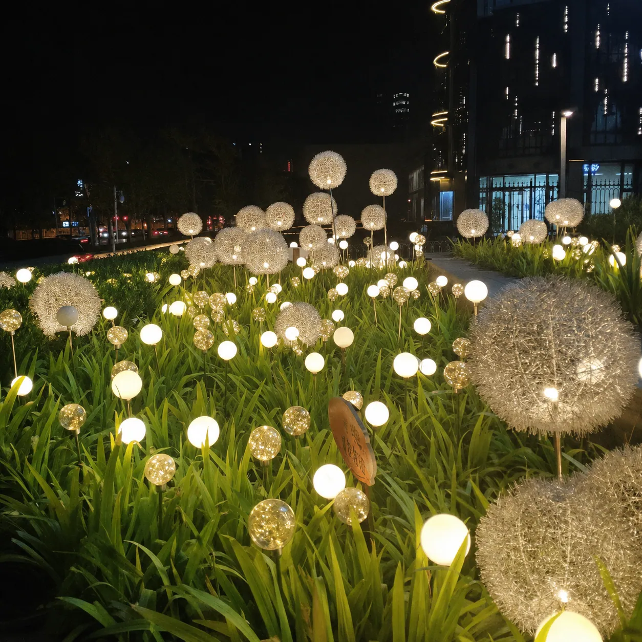 Solar Decorative Garden Stakes — BM-SG007