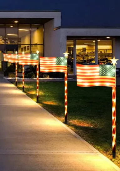 Solar Flagpole Lights